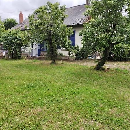 Maison Tout Confort Avec Piscine Saint-Benoit-du-Sault Luaran gambar